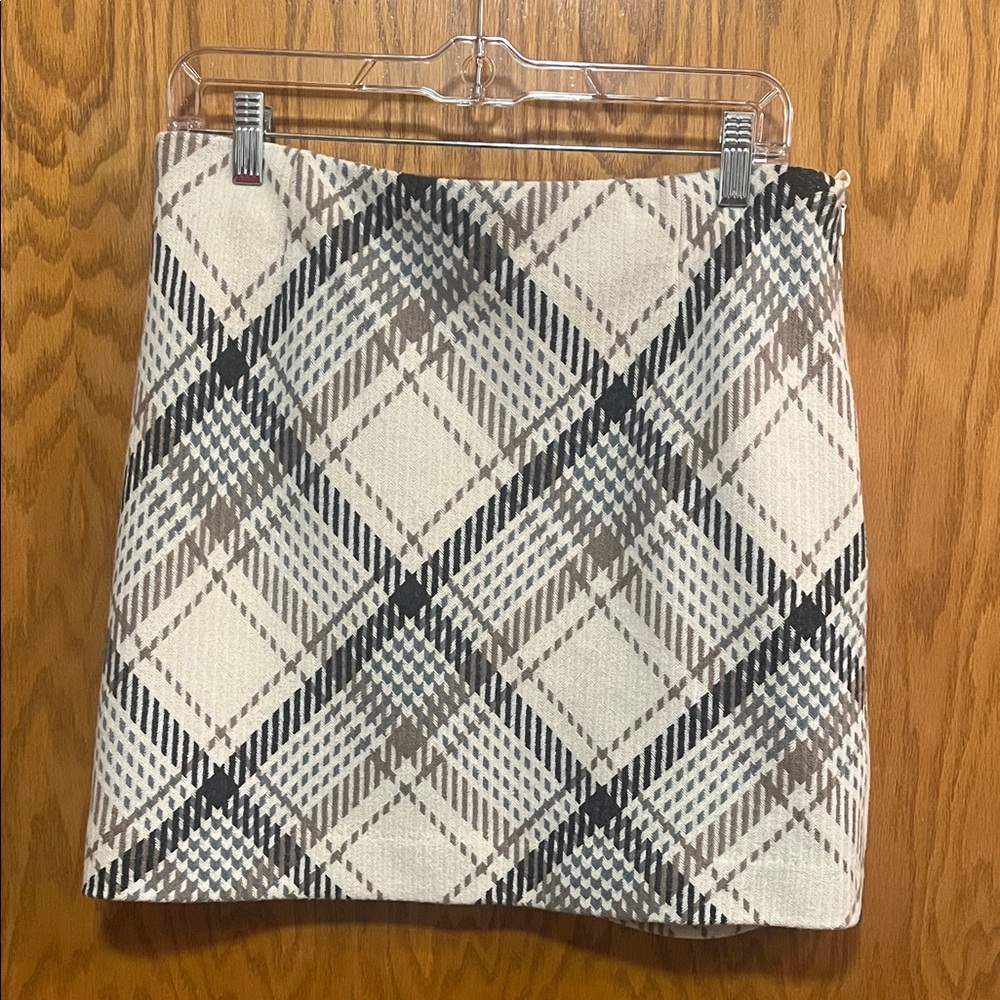 H&M Black and Cream Plaid Mini Skirt